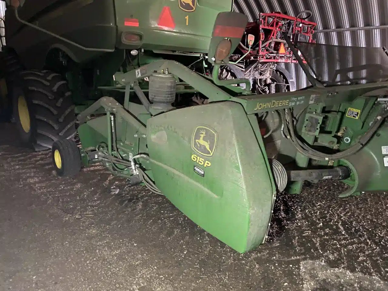 2018 John Deere 615P Nez - Ramasseur