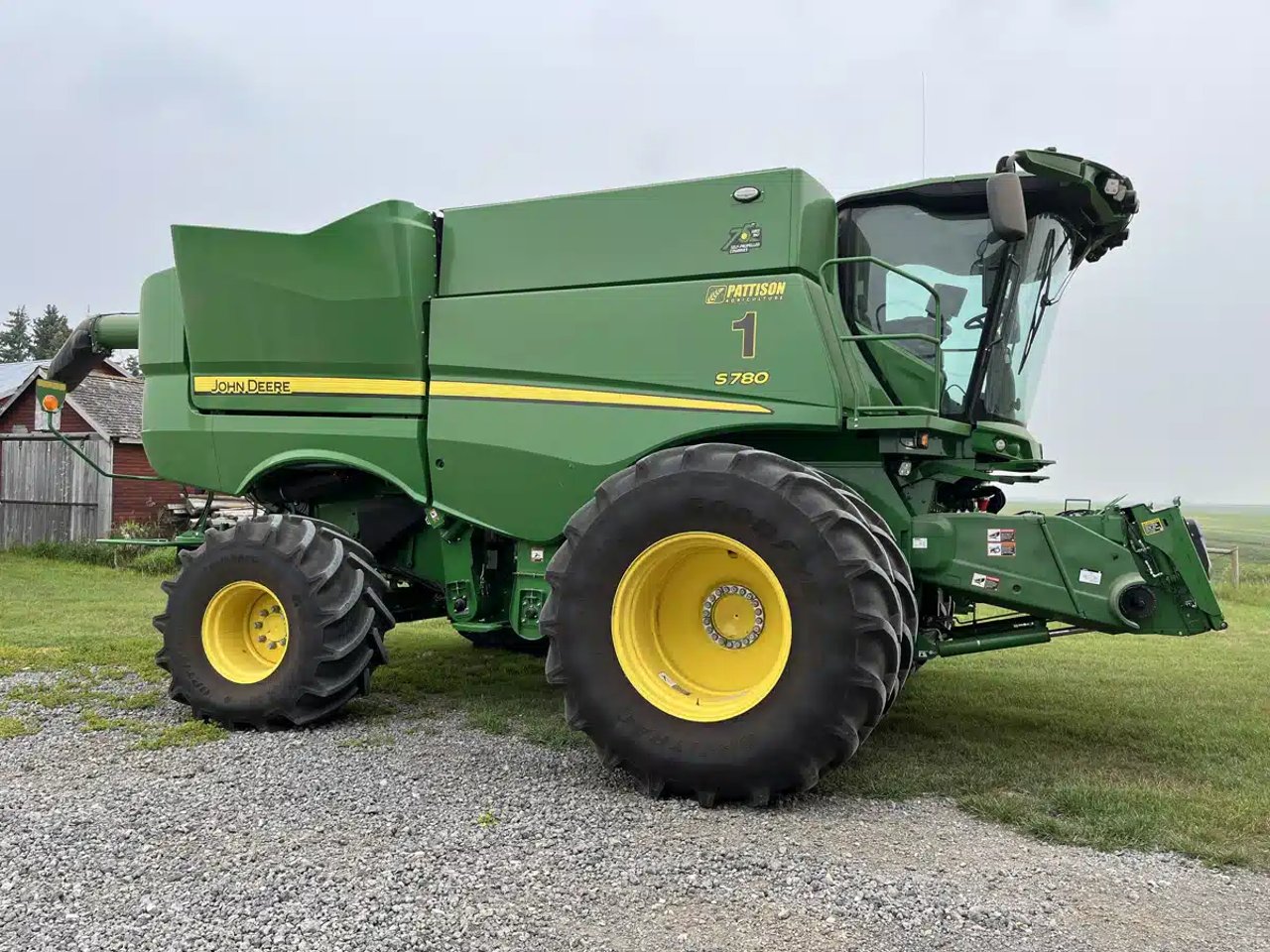2022 John Deere S780 Batteuse