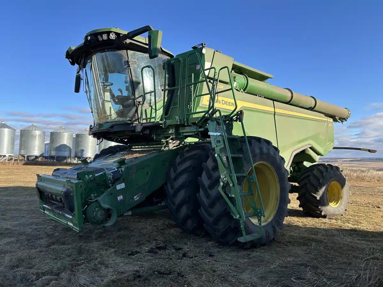 2023 John Deere X9 1000 Batteuse