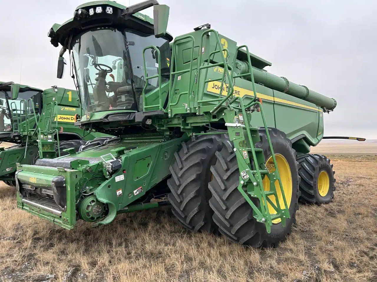 2023 John Deere X9 1000 Batteuse