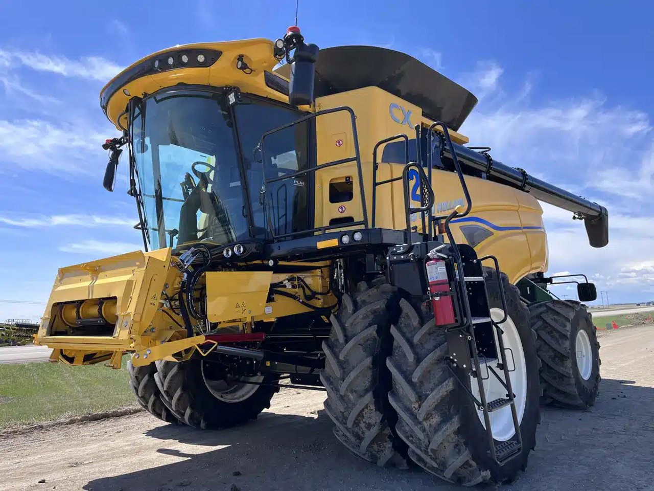 2025 New Holland CX8.80 Batteuse