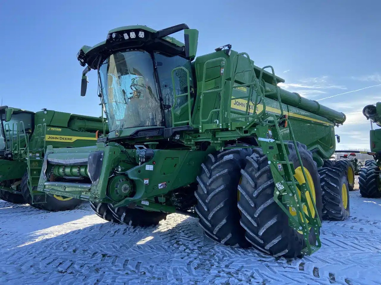 2023 John Deere X9 1000 Batteuse