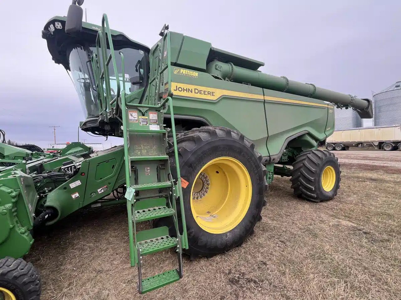 2024 John Deere X9 1100 Batteuse