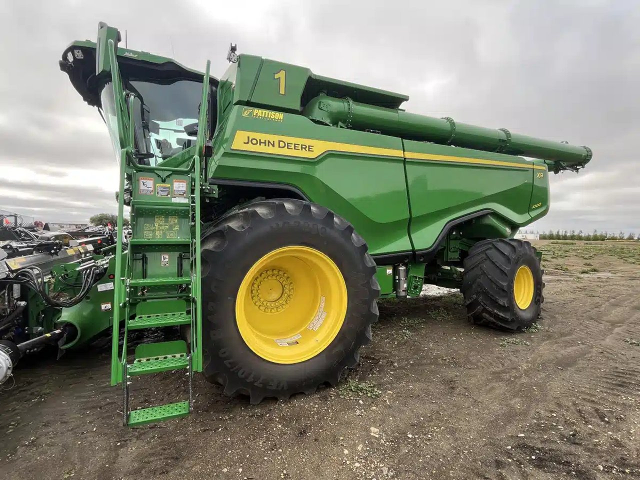 2024 John Deere X9 1000 Batteuse