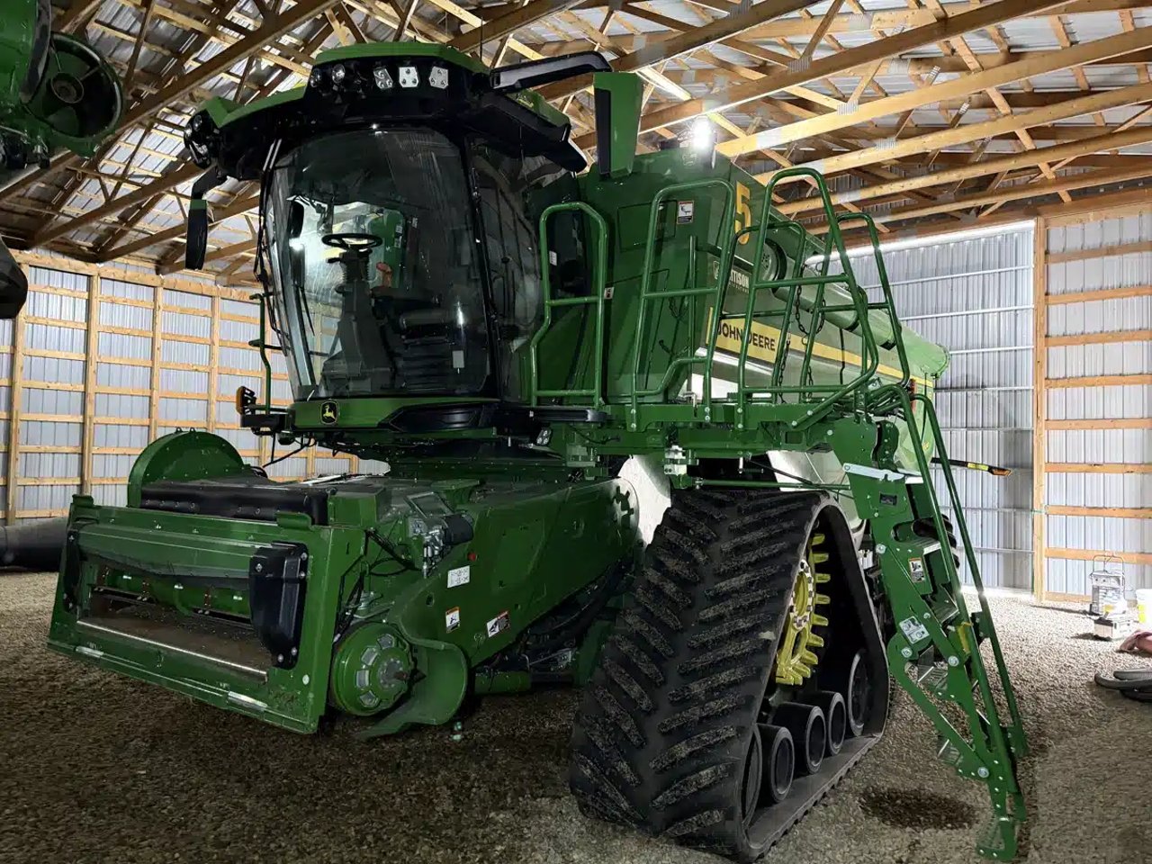 2023 John Deere X9 1000 Batteuse