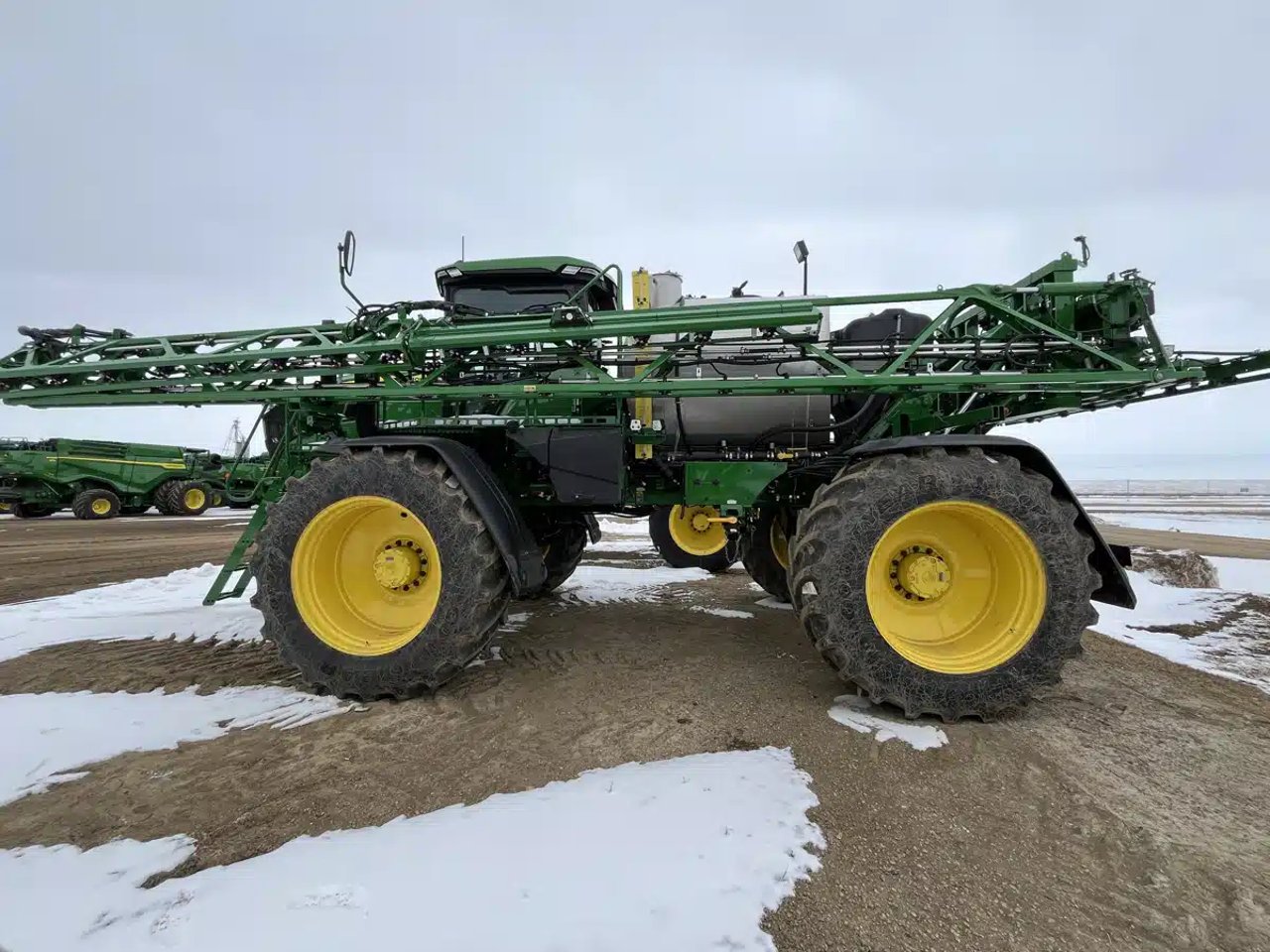2025 John Deere 616R Arroseur - Automoteur
