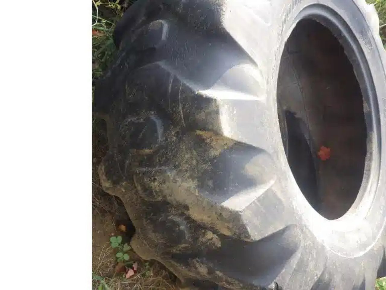 BF Goodrich 17.5L24 Pneus
