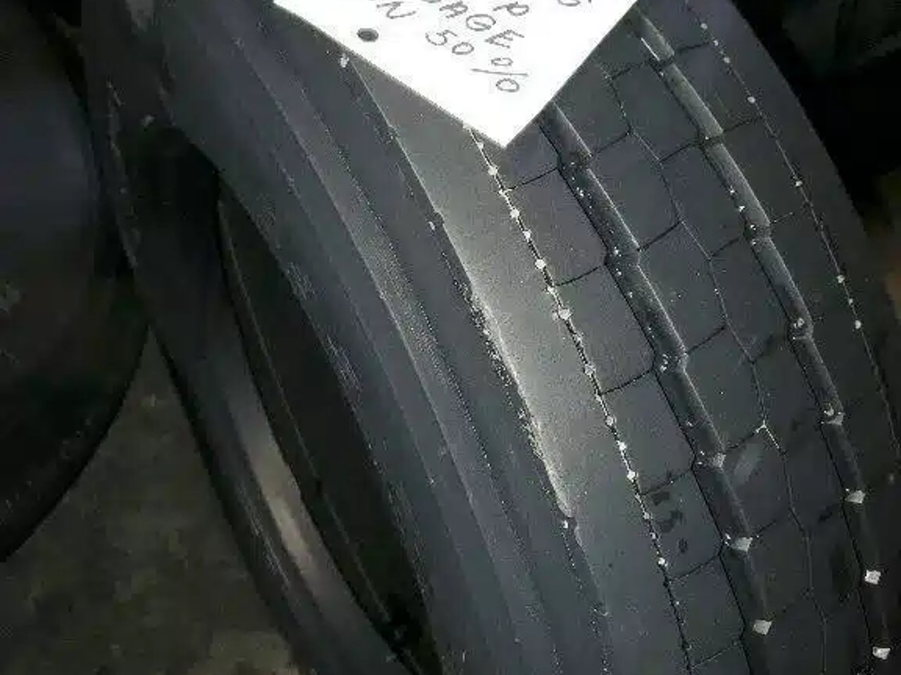 Sailun 235-75R17.5 Pneus