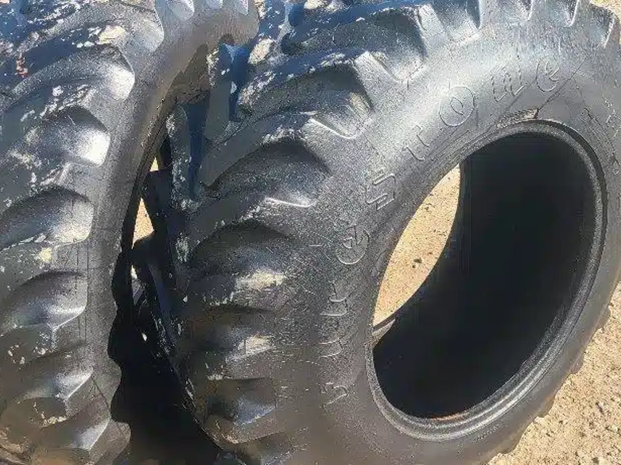 Firestone 16.9R26 Pneus