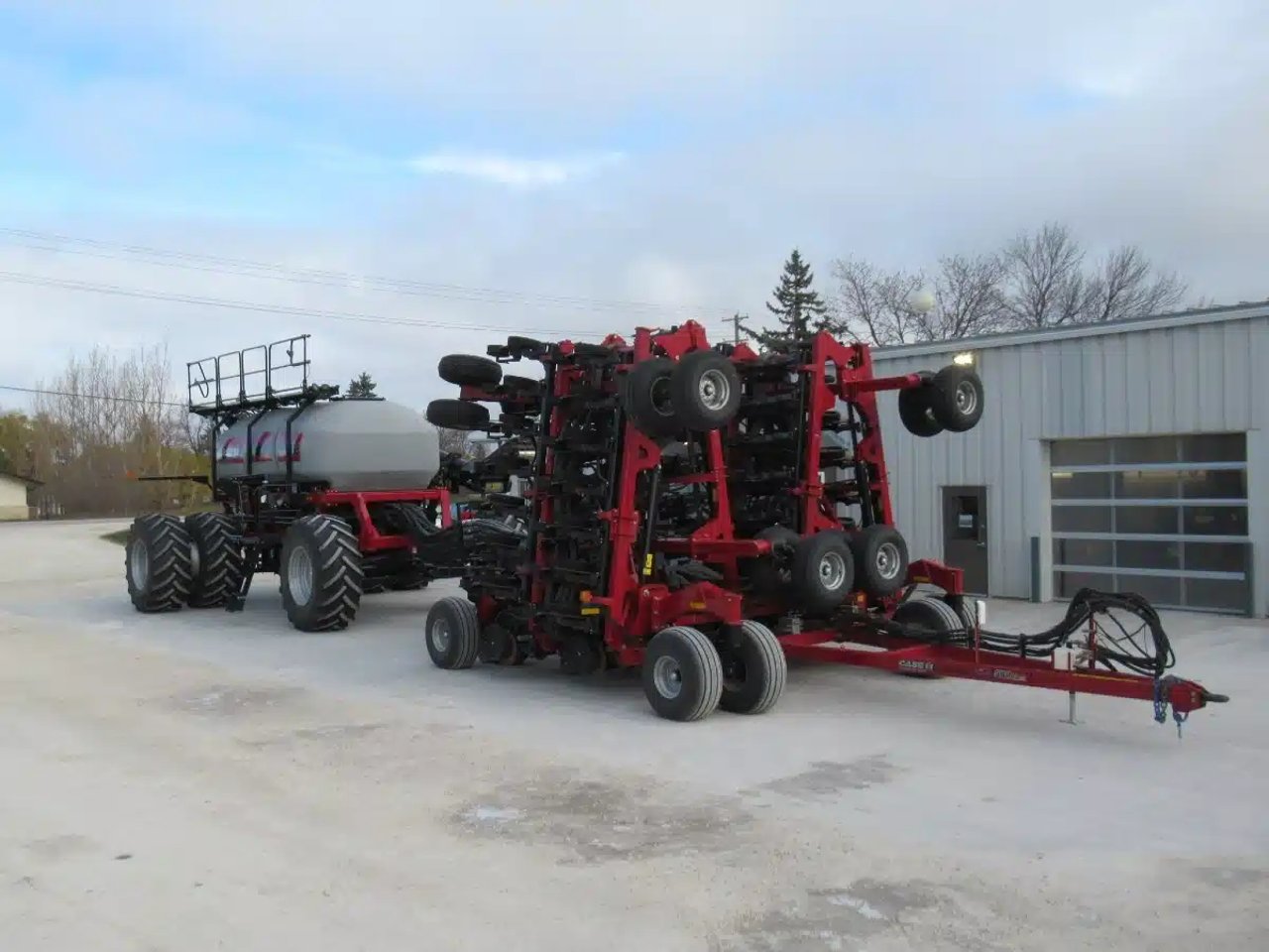 2022 Case IH Precision Disc 500 DS 60 Ft Disc Drill / 4765 Precision Air Cart Semoir à air