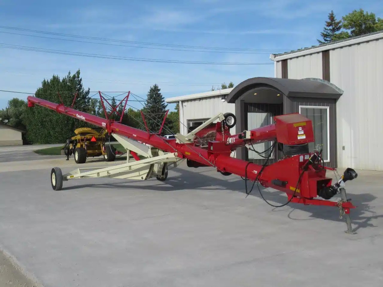 2021 Farm King 1370 Vis à grain