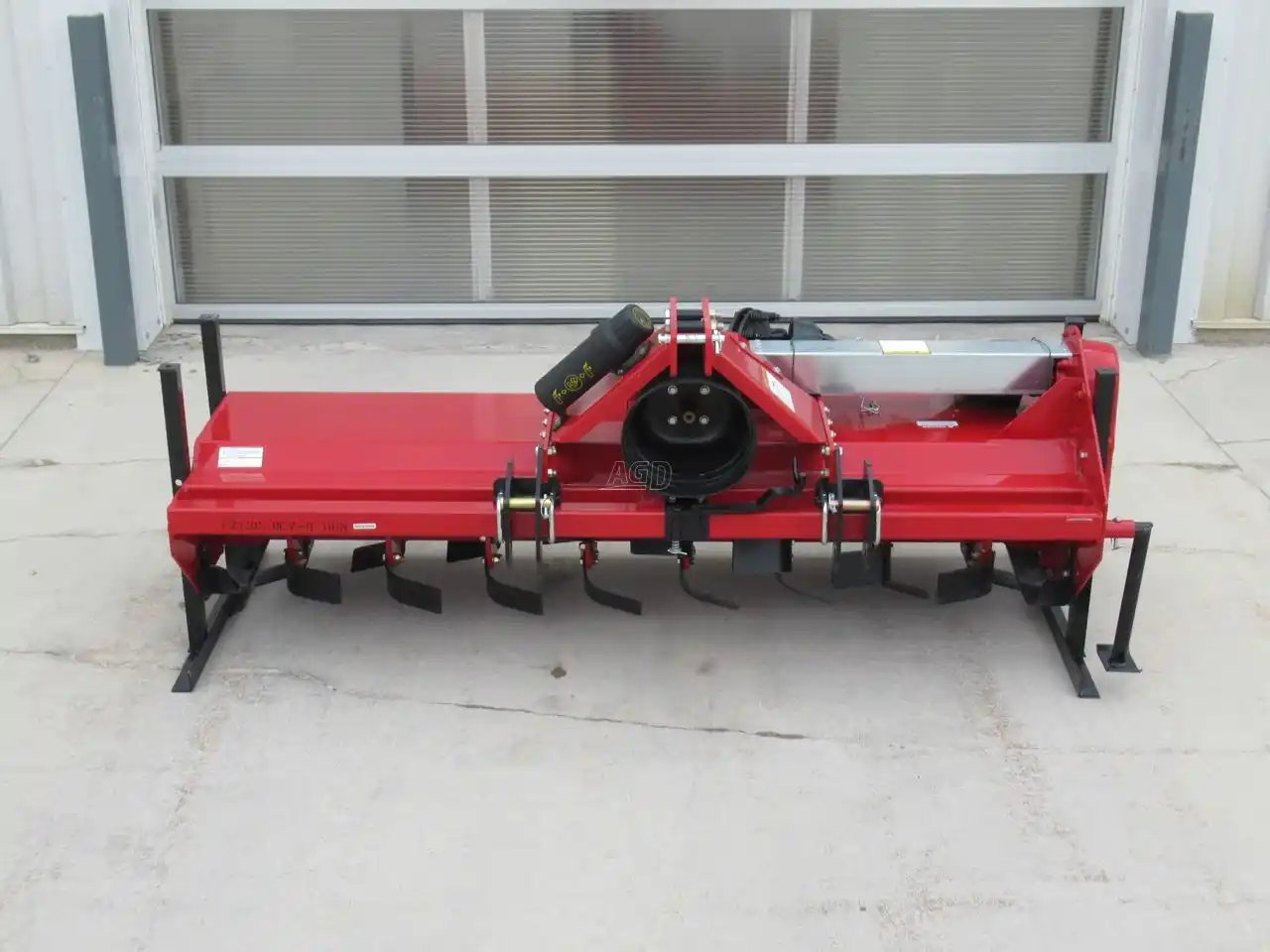 2026 Farm King C6582 Motoculteur