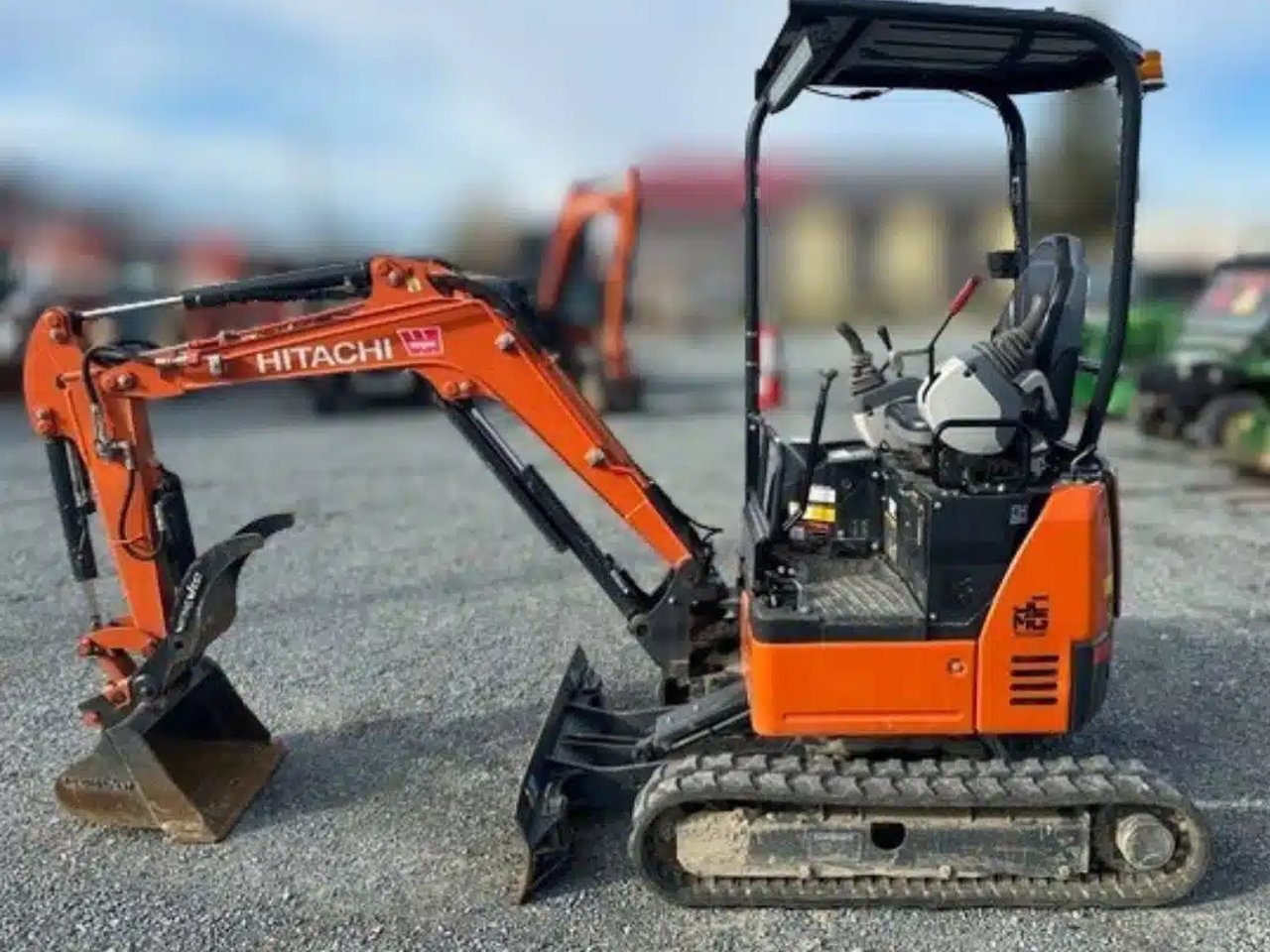 2023 Hitachi ZX17U-5 Excavatrice