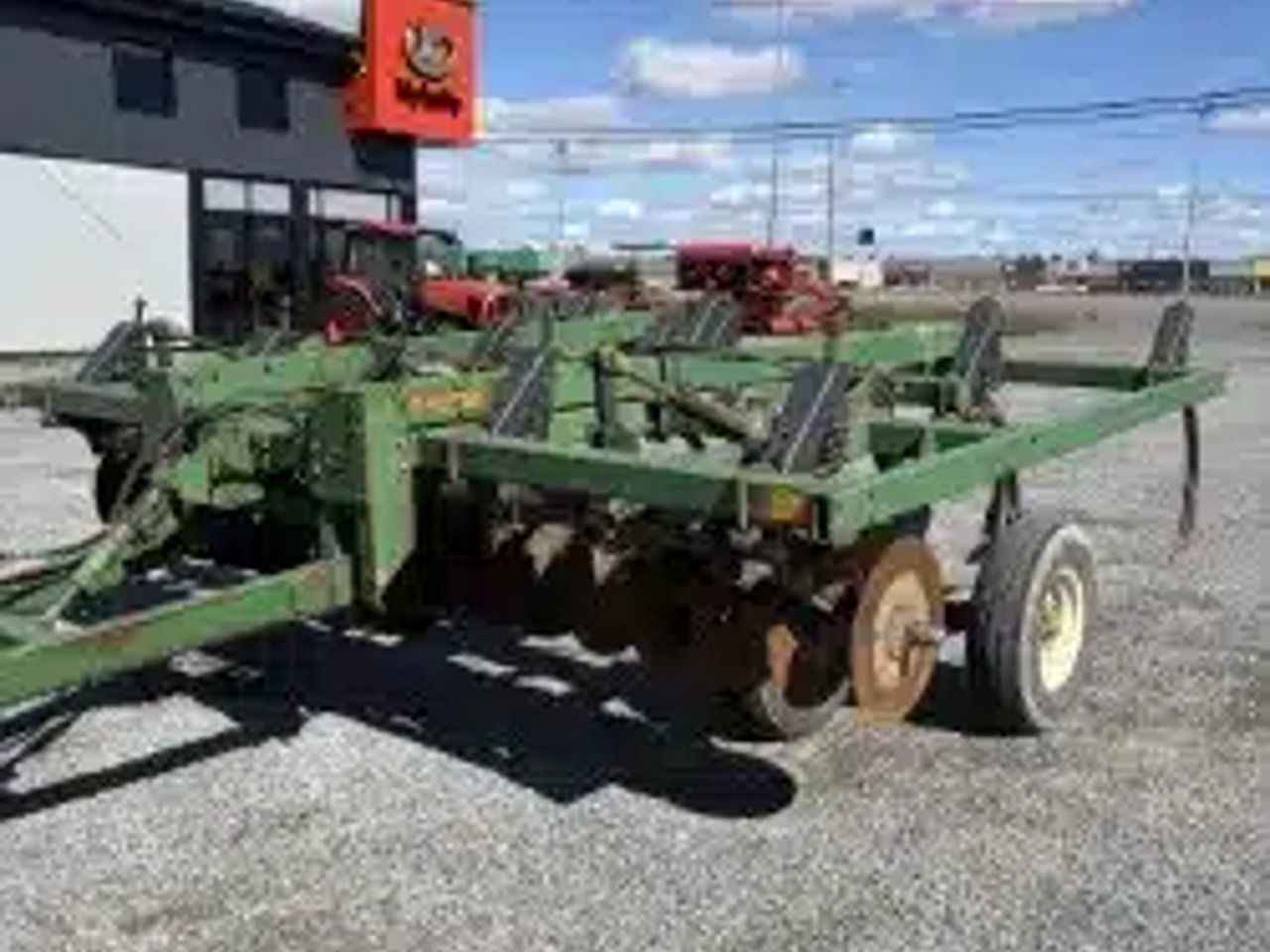 John Deere 714 Extirpateur à disque