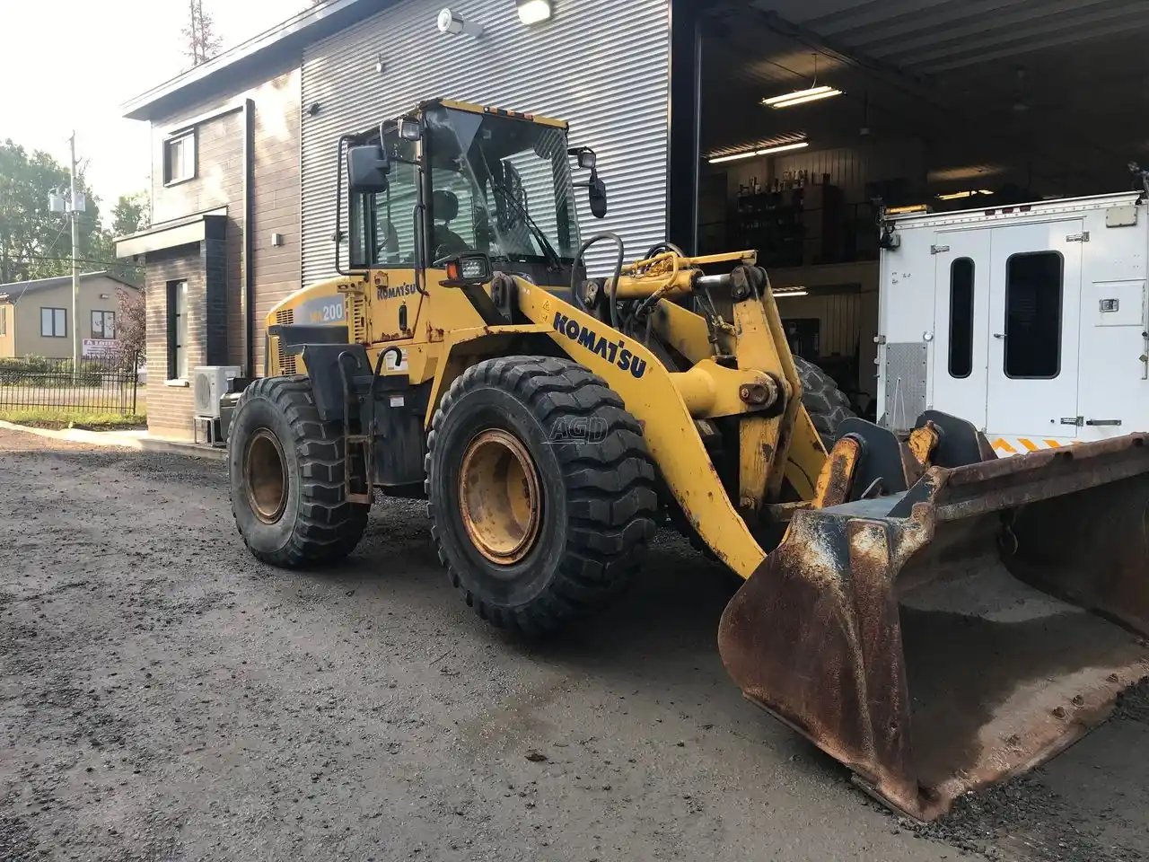 2005 Komatsu WA200-5 Chargeur sur roues