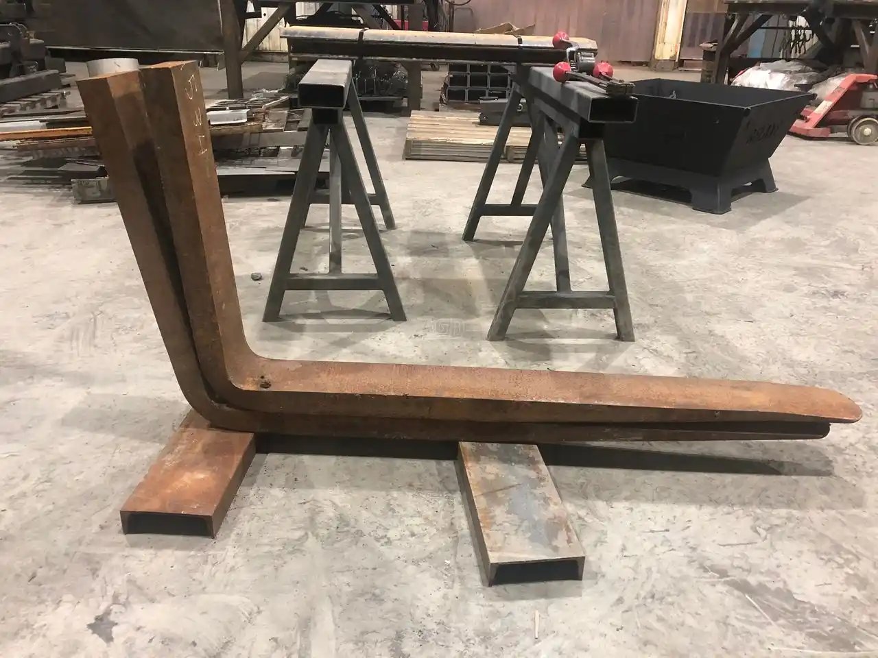 DJF Inc 2 x 5 x 48 Fourche à palette