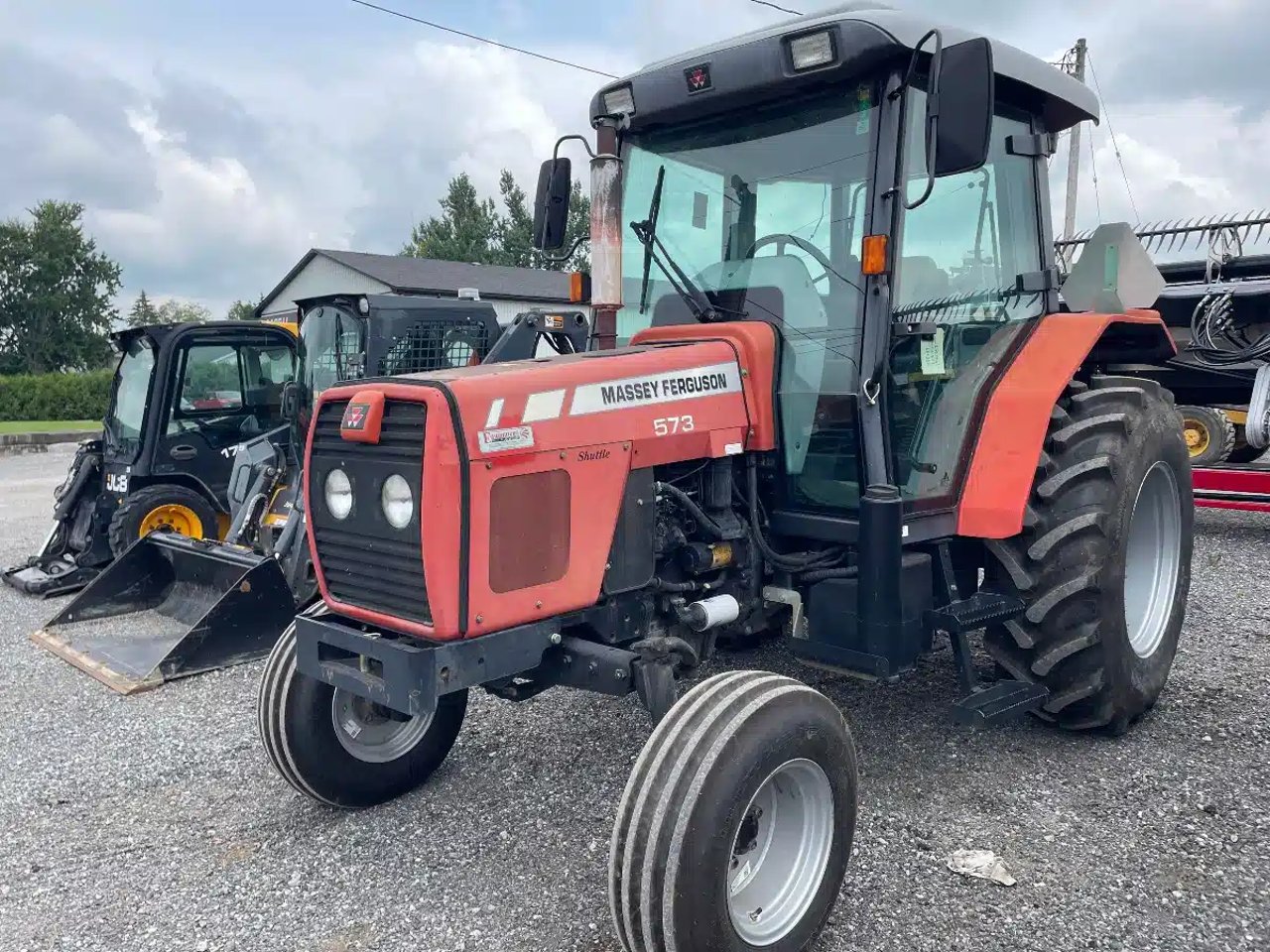 2007 Massey Ferguson 375 Tracteur