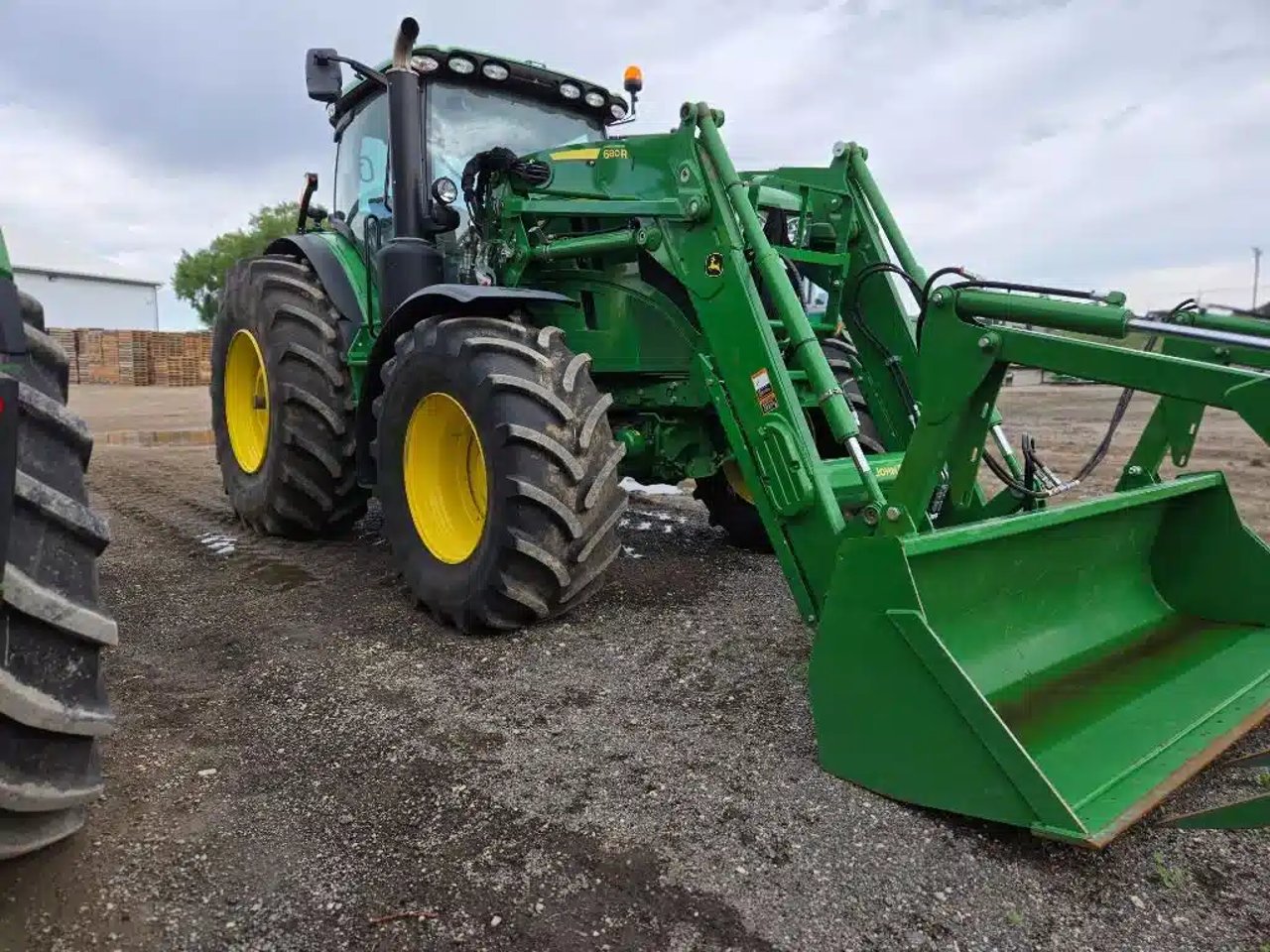 2025 John Deere 6R 195 Tracteur