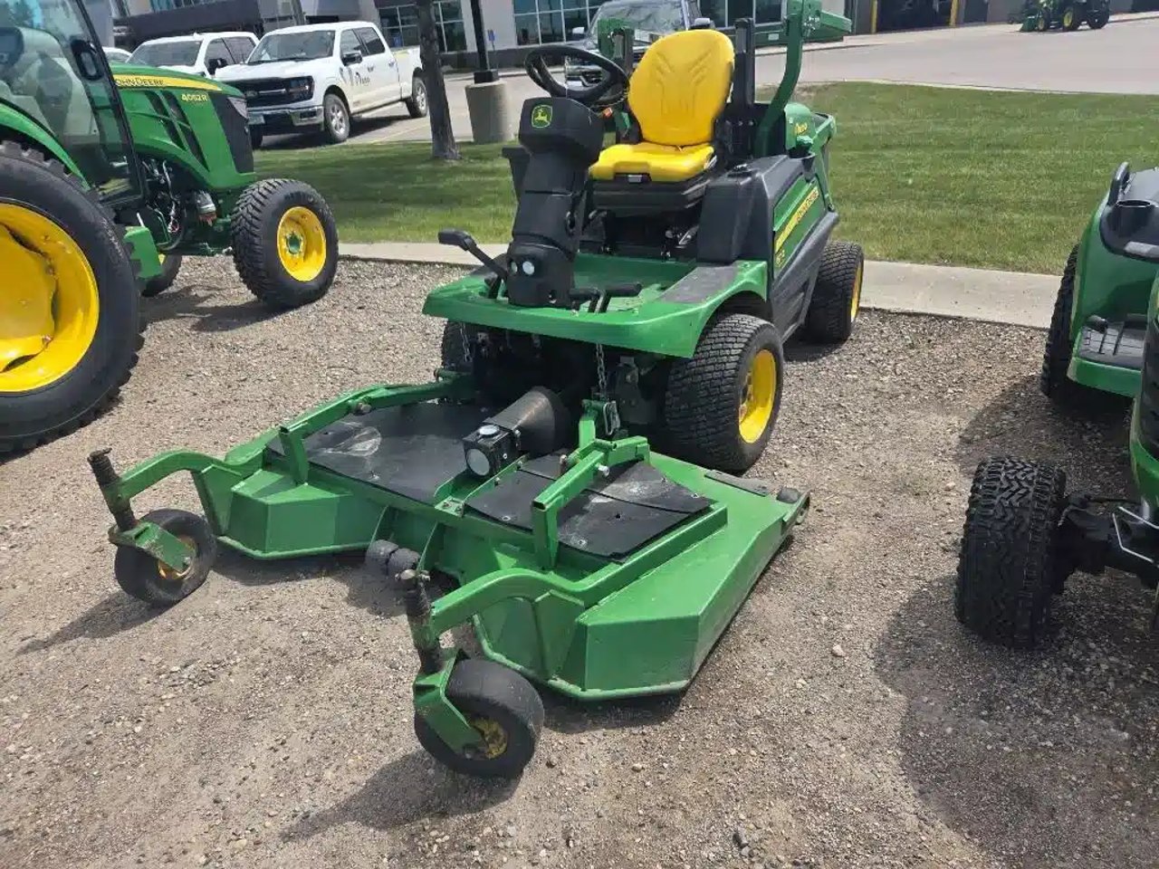 2019 John Deere 1570 Tondeuse frontale