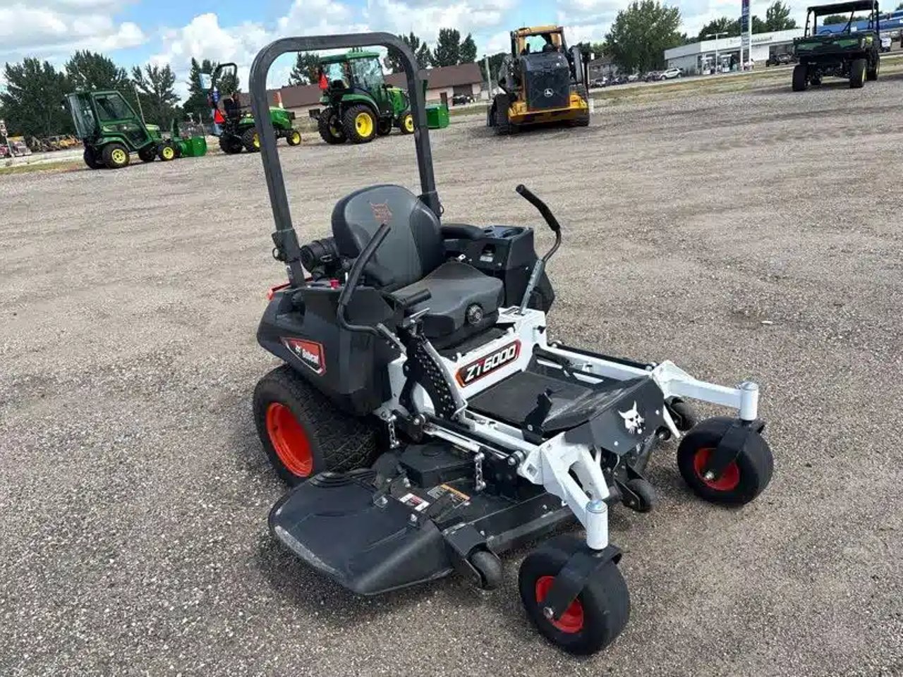 2025 Bobcat ZT6052SL Tondeuse à rayon de braquage zéro