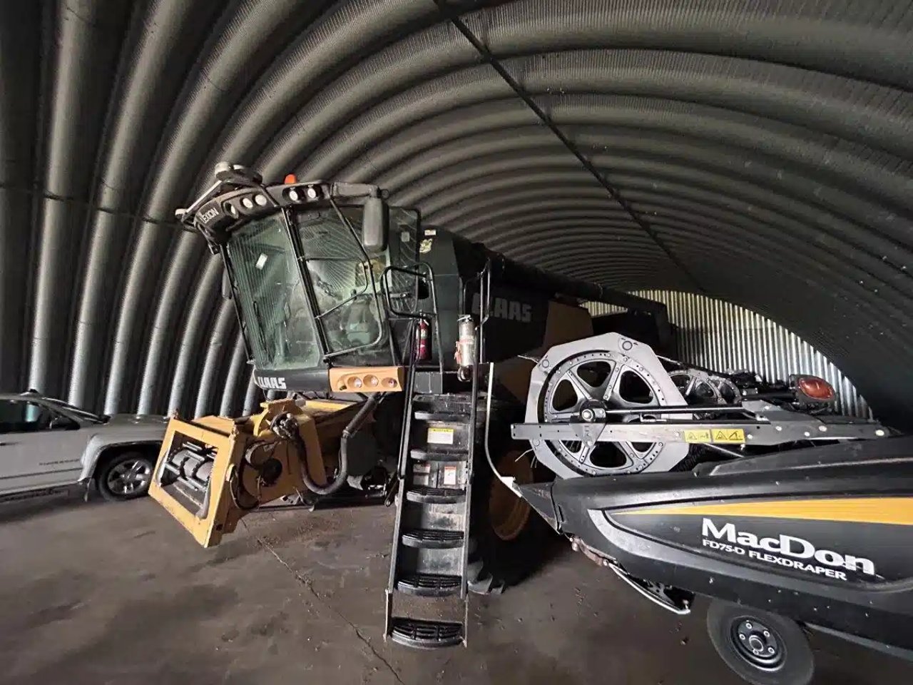 2011 CLAAS LEXION 750TT Batteuse