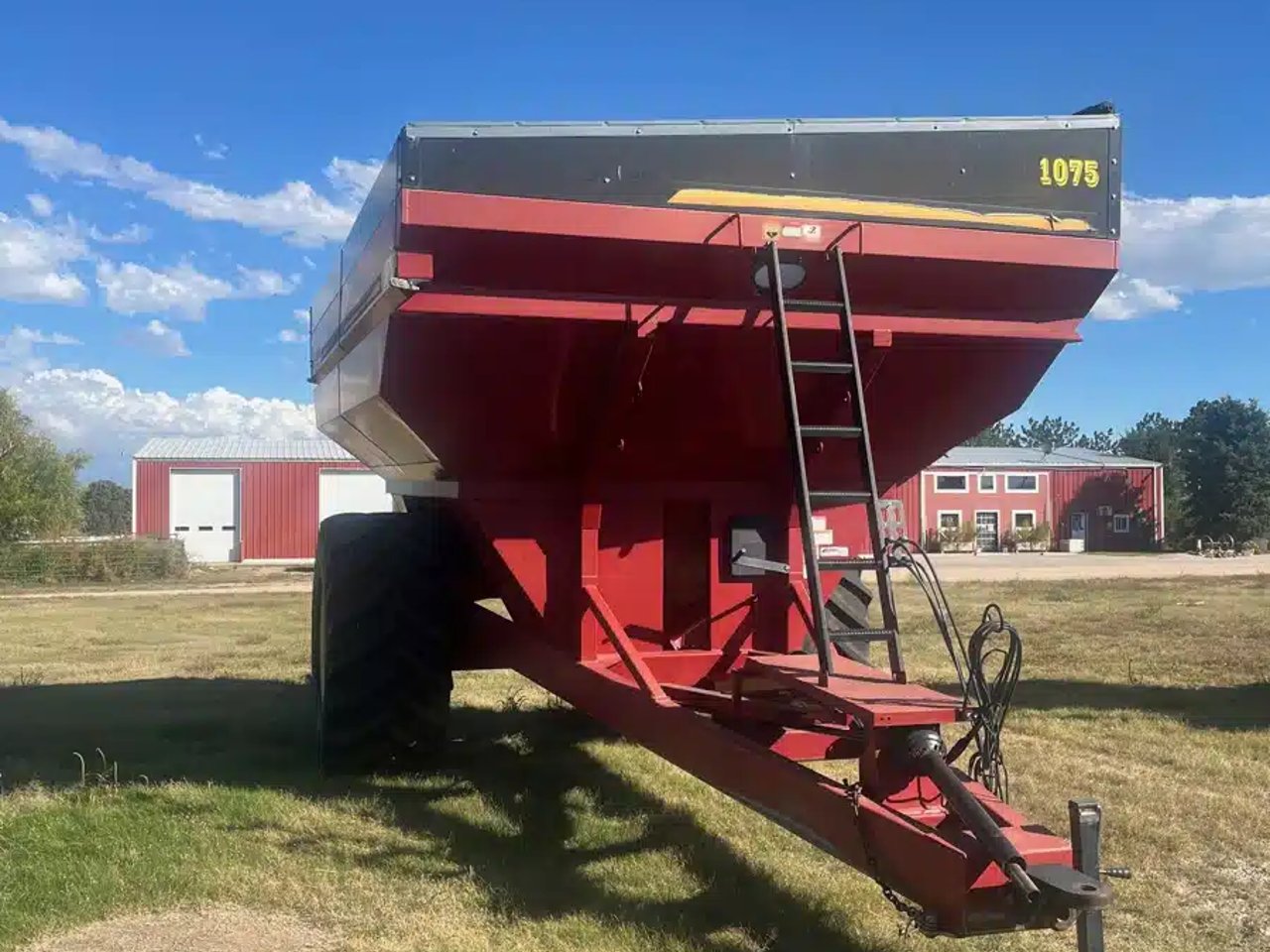 2014 Crust Buster 1075 Chariot à Grain