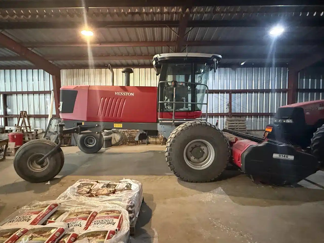 2014 Massey Ferguson WR9735 Andaineur