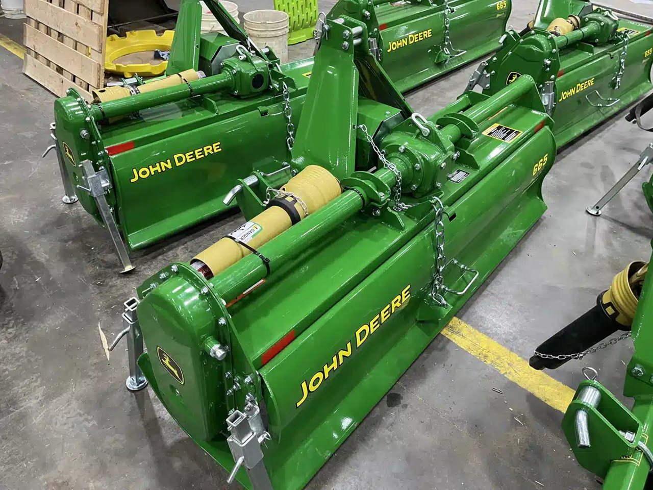 2026 John Deere 665 houe rotative