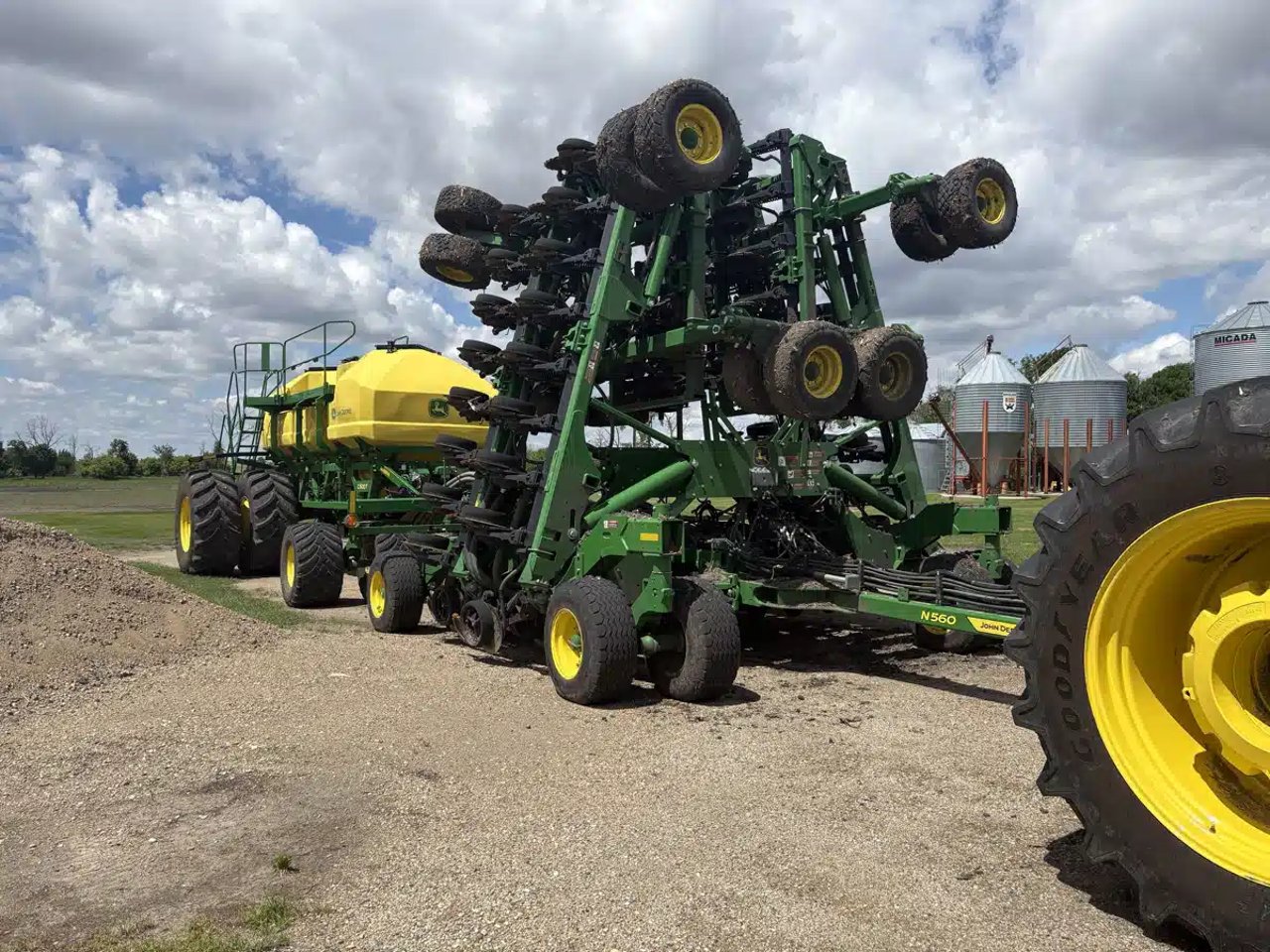 2026 John Deere N560 Semoir à air