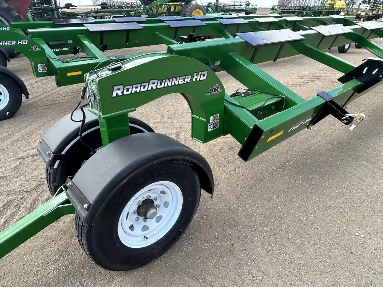 2026 Unverferth ROAD RUNNER HD 52' UM HEADER TRANSPORT chariot à nez
