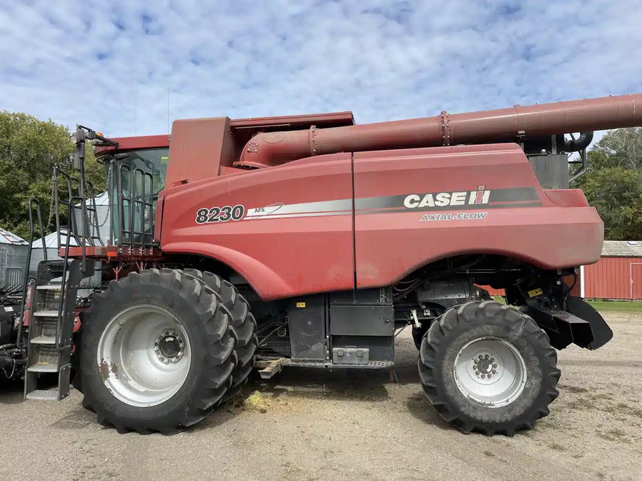 2013 Case IH 8230 Batteuse