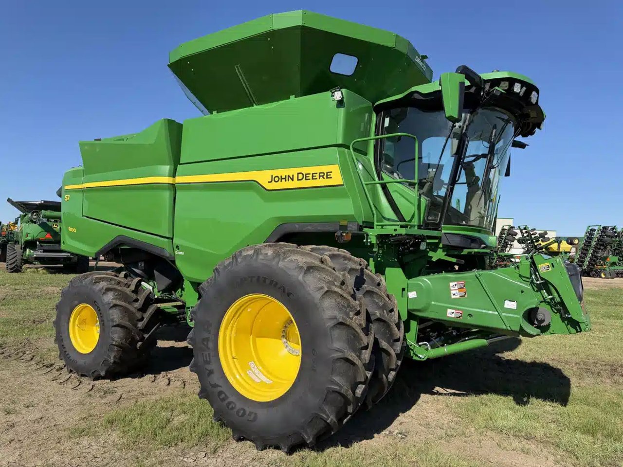 2025 John Deere S7 800 Batteuse