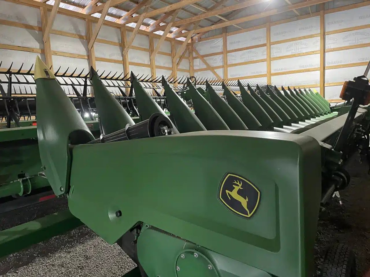 2022 John Deere C18R Nez - Maïs