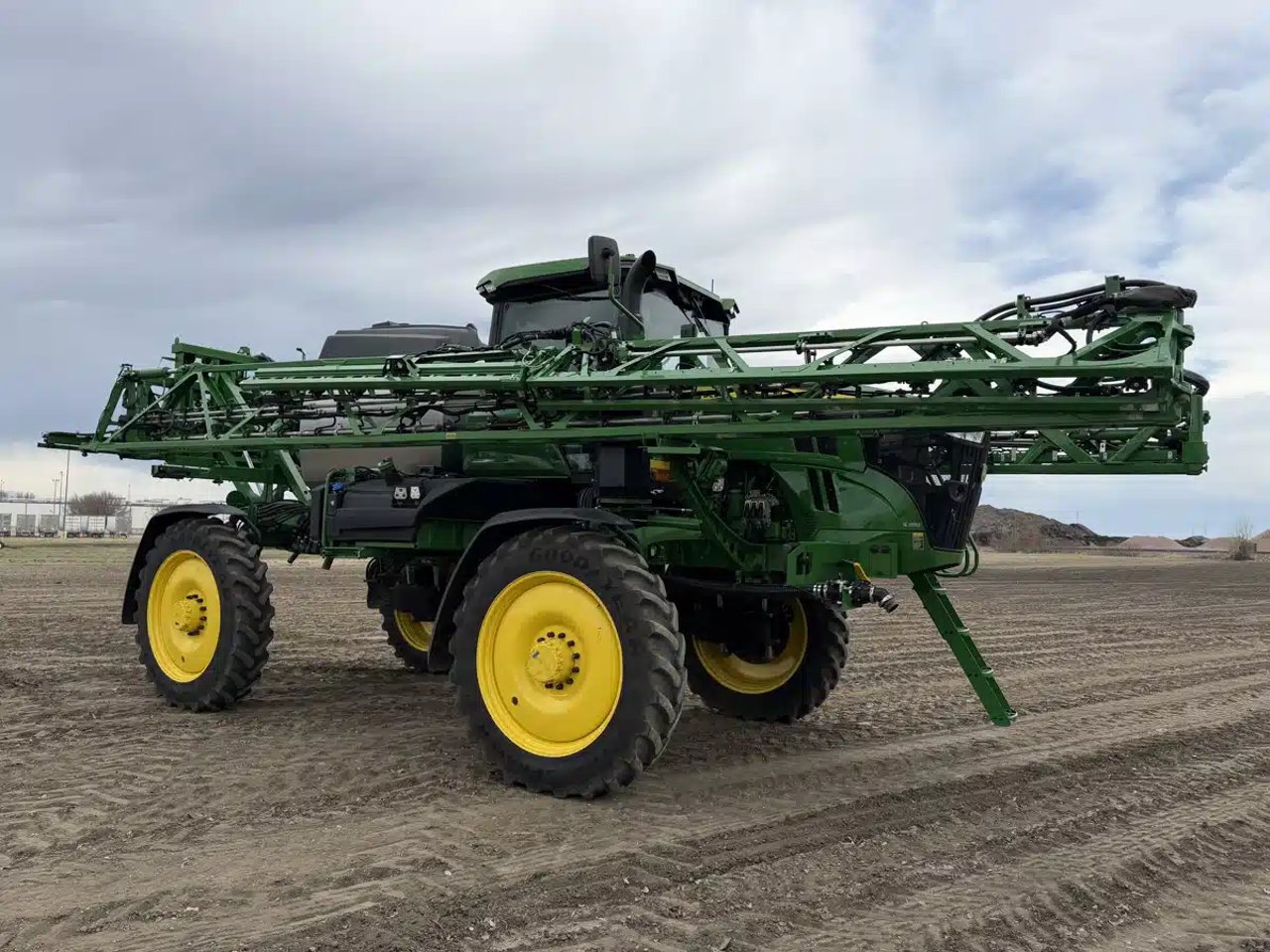2025 John Deere 412R Arroseur - Automoteur