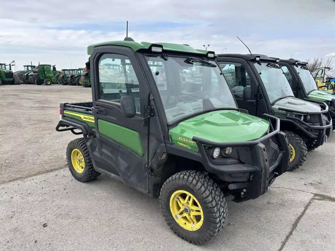 2023 John Deere XUV 835R Véhicule utilitaire