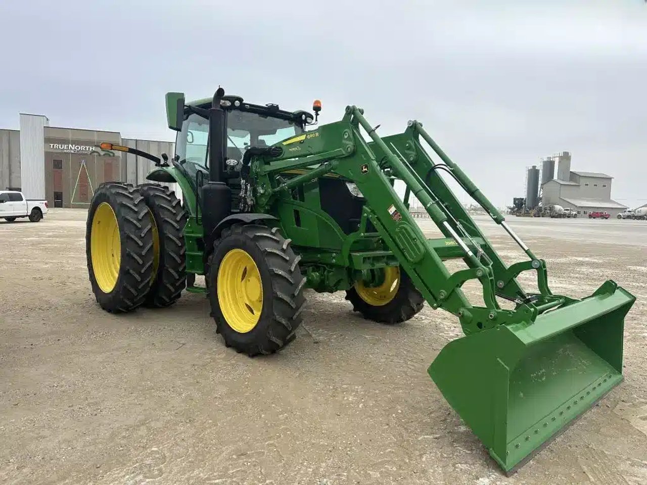 2023 John Deere 6R 175 Tracteur