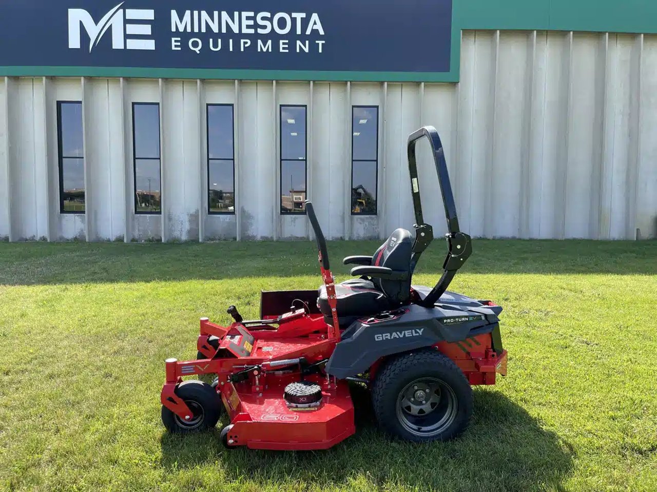 2022 Gravely EV 997007 Tondeuse à rayon de braquage zéro