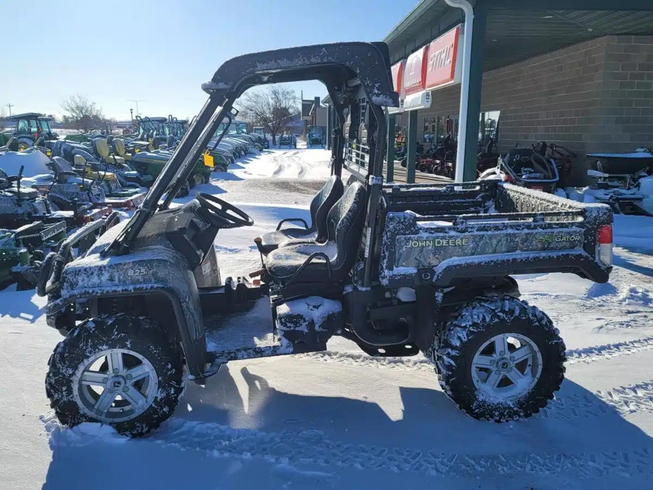 2013 John Deere XUV 825I Véhicule utilitaire