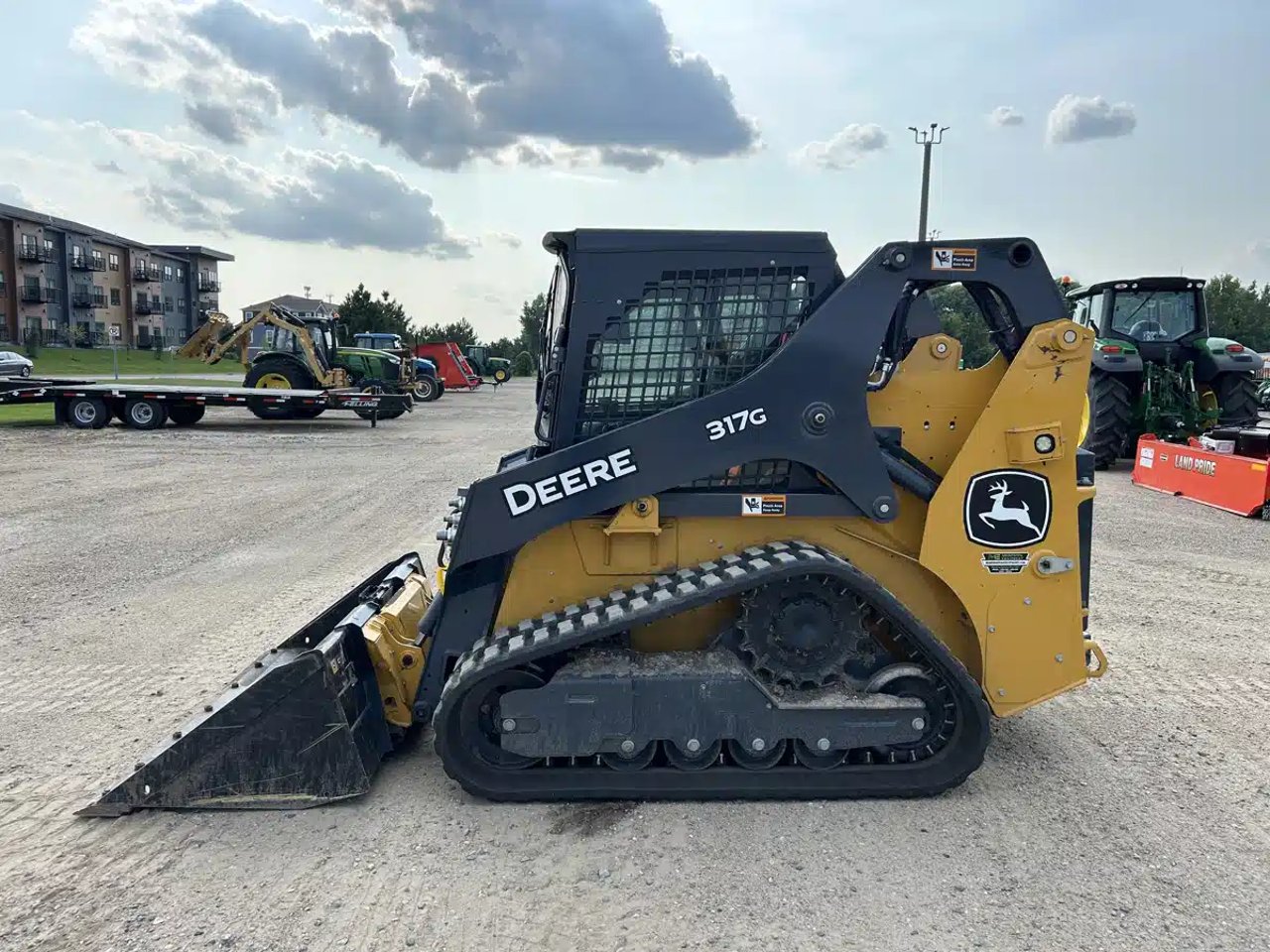 2023 John Deere 317G Chargeur sur chenilles