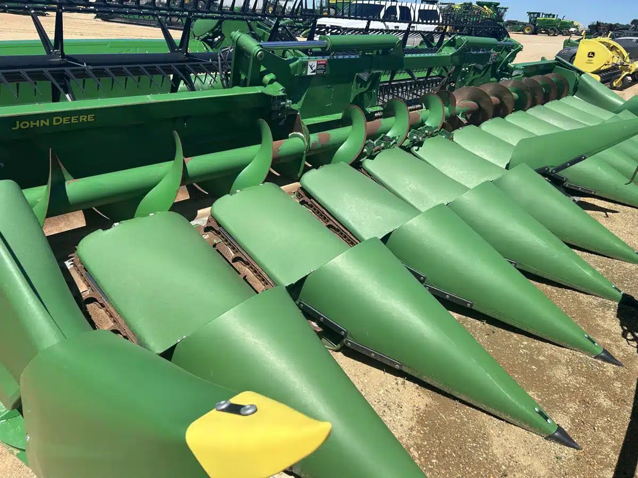 2023 John Deere C12F Nez - Maïs