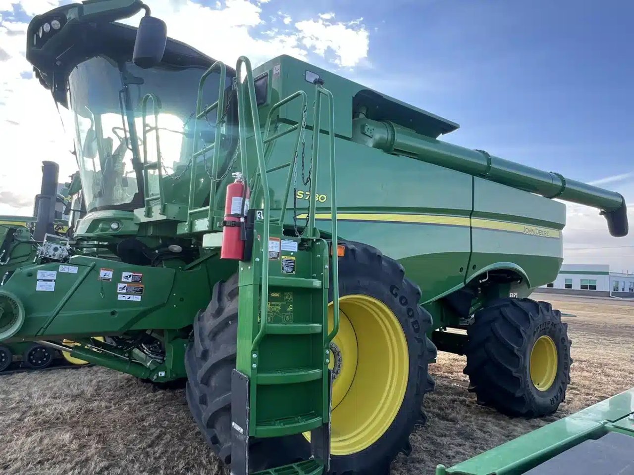 2021 John Deere S780 Batteuse
