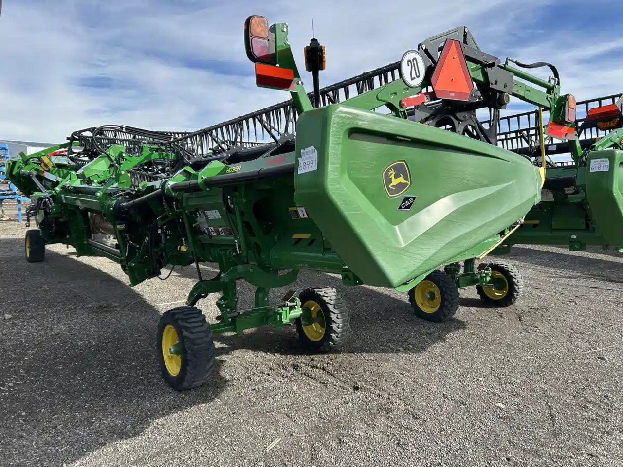 2024 John Deere HD35R Nez - Toile/Tapis