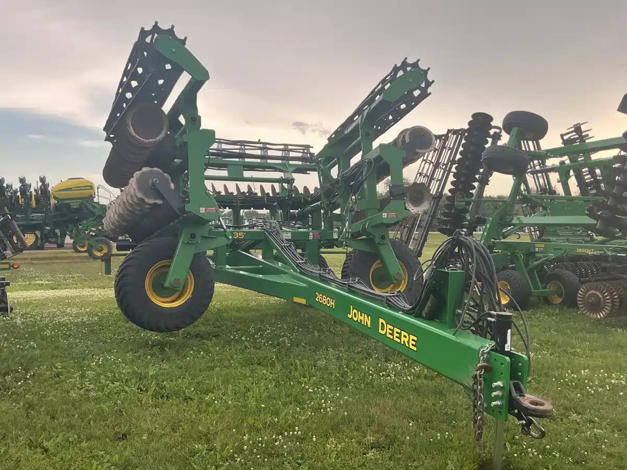 2024 John Deere 2680H Disque