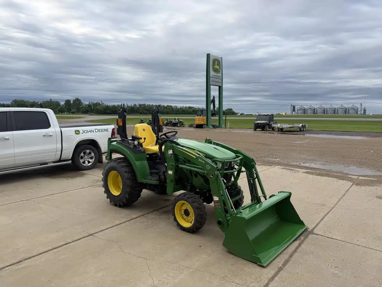 2024 John Deere 2032R Tracteur