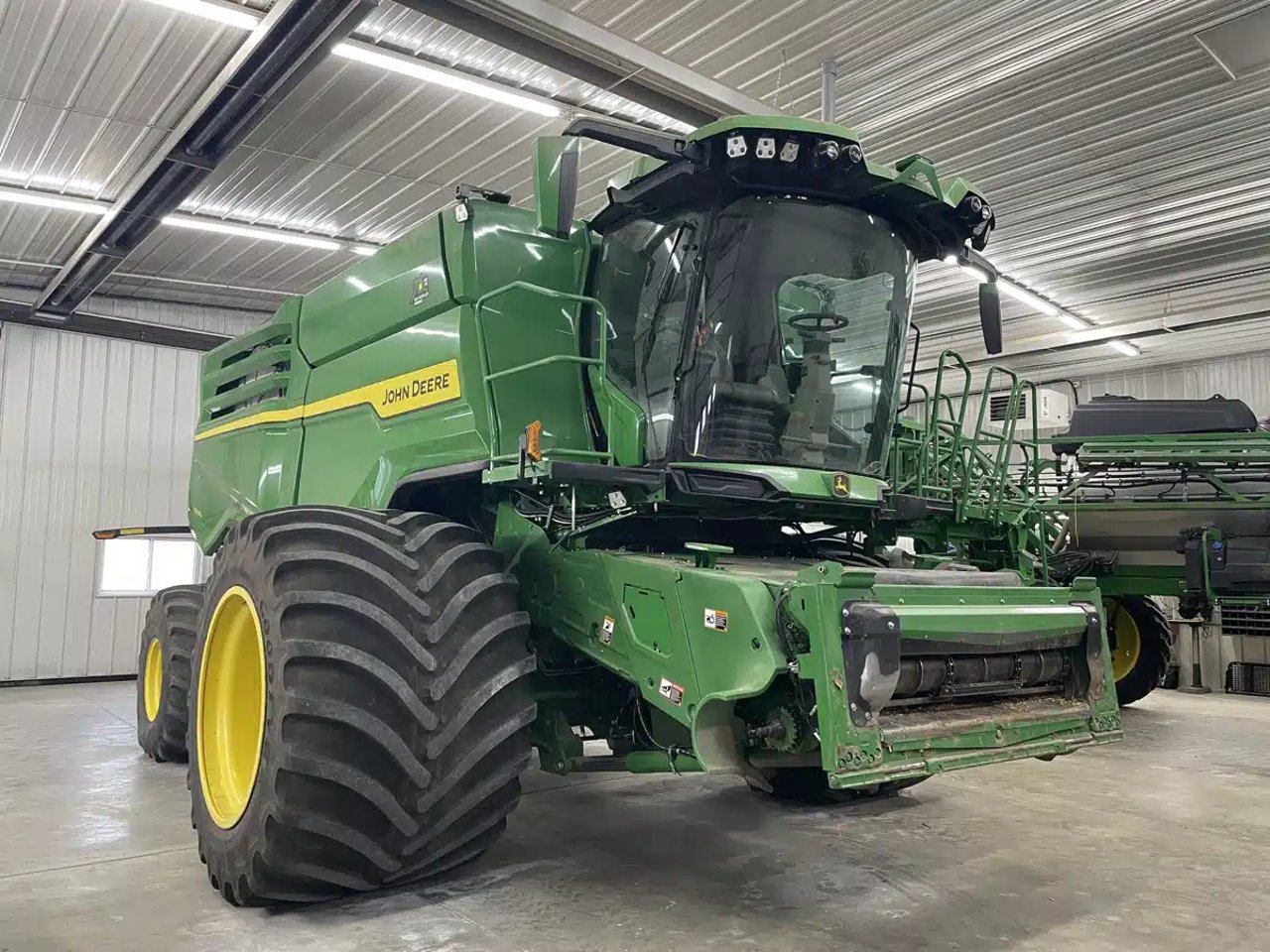 2022 John Deere X9 1000 Batteuse