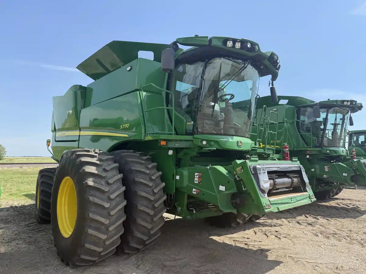 2023 John Deere S770 Batteuse