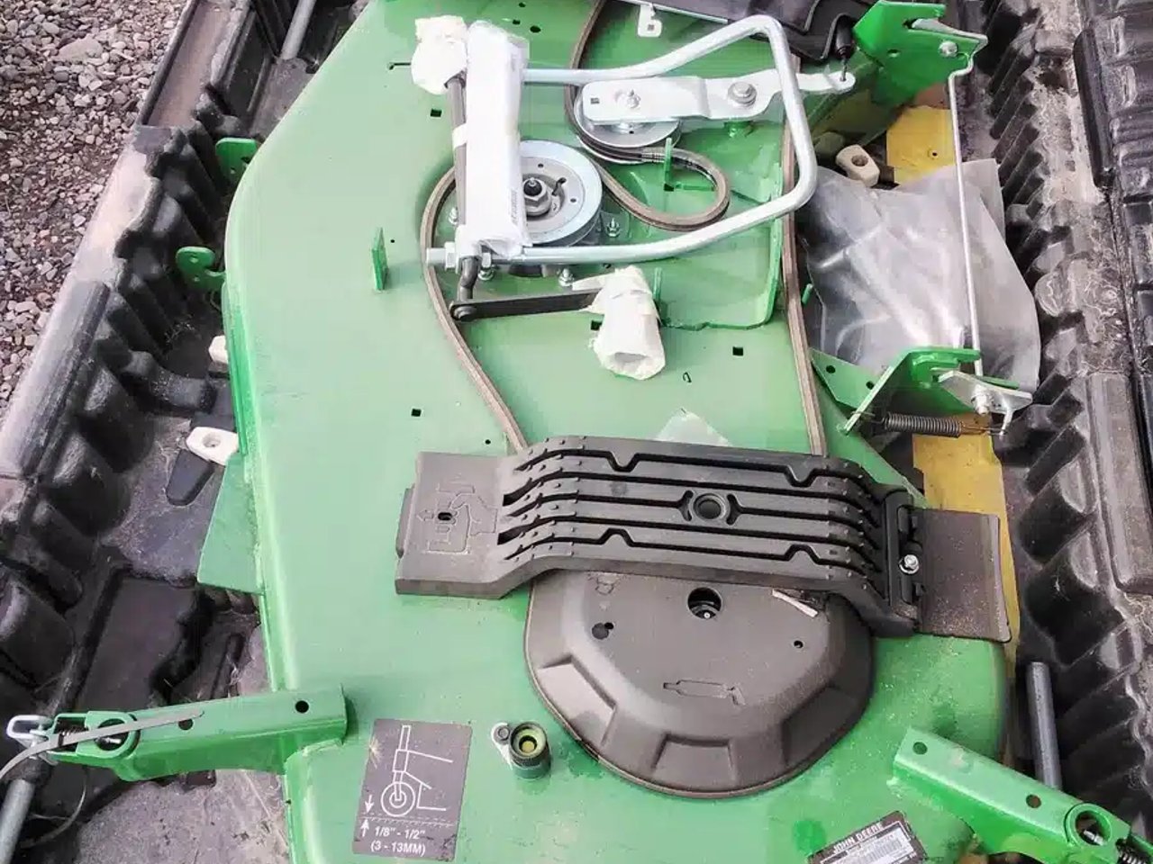 2023 John Deere 60" High Capacity Mower Deck Accessoires