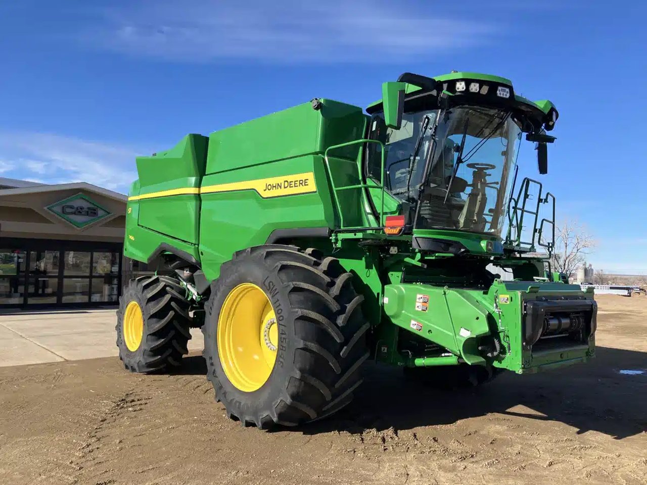 2025 John Deere S7 700 Batteuse