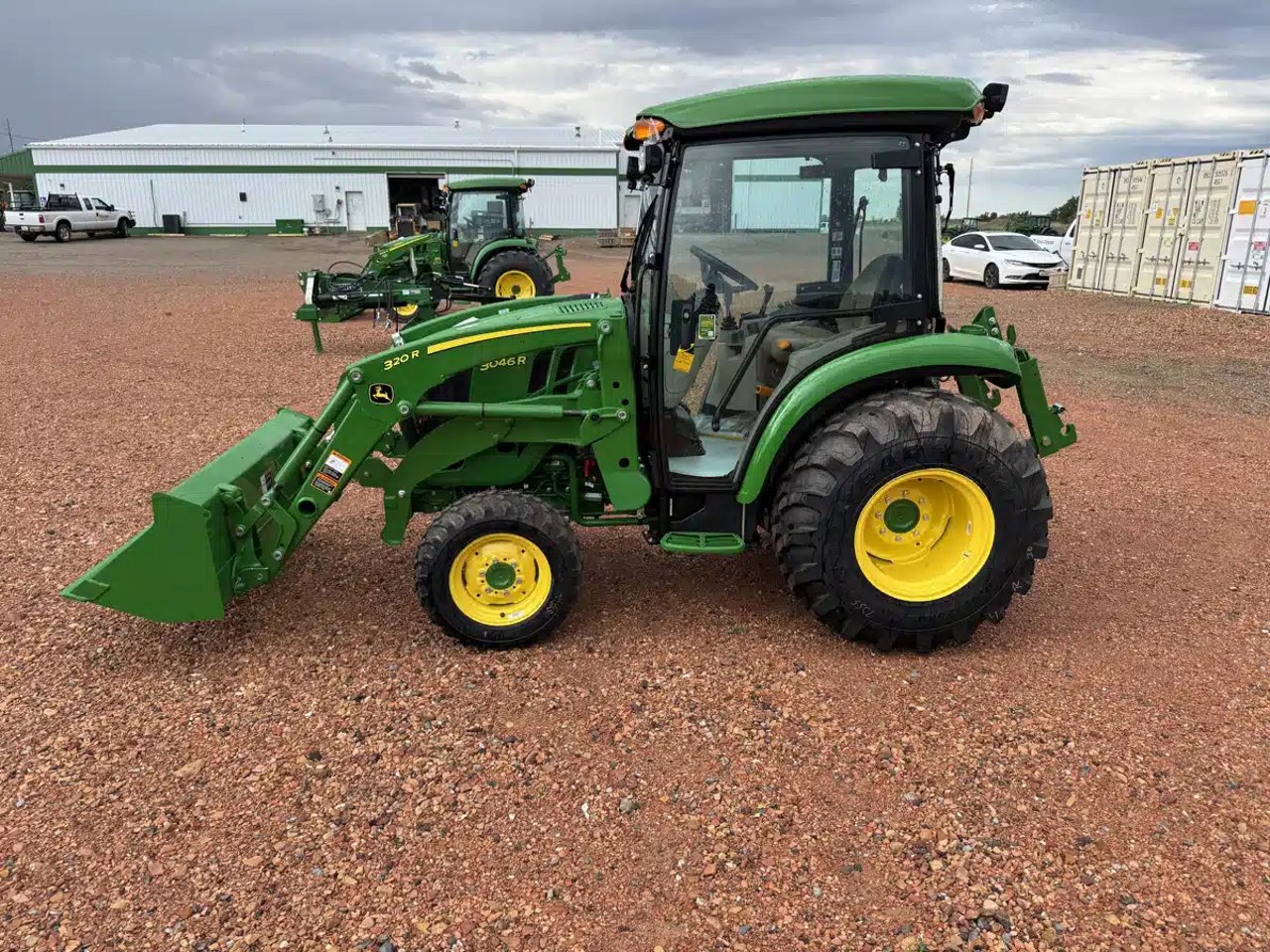 2025 John Deere 3046R Tracteur