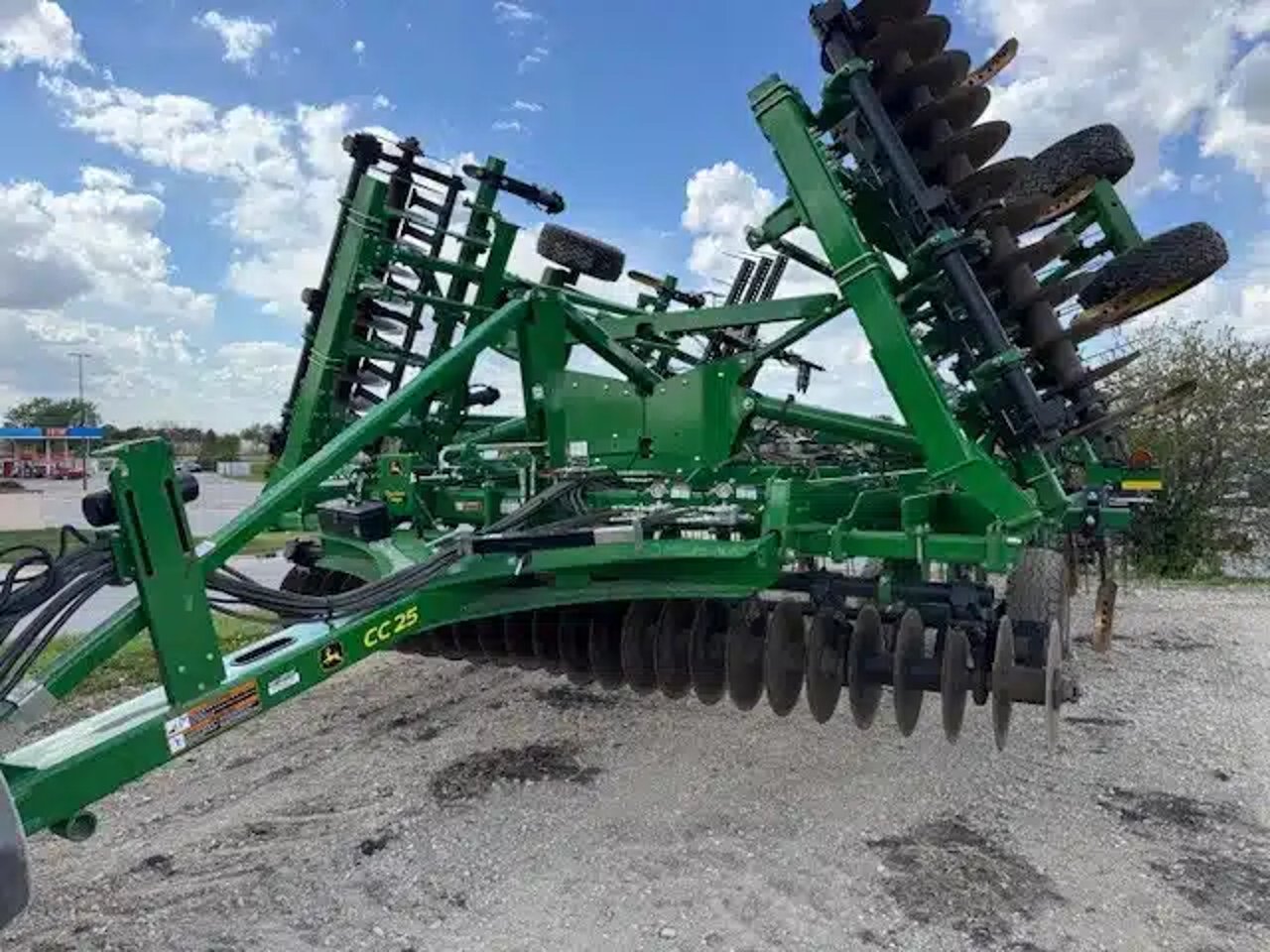 2025 John Deere CC25 Cultivateur Sous-soleur